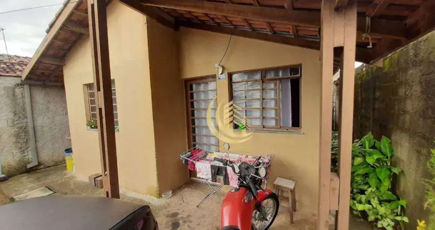 Casa com 2 dormitórios à venda, 48 m² por R$ 270.000,00 - Esplanada Santa Helena - Taubaté/SP