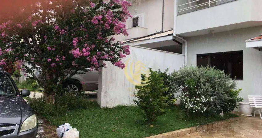 Sobrado com 4 dormitórios à venda, 321 m² por R$ 1.250.000,00 - Esplanada Independência - Taubaté/SP