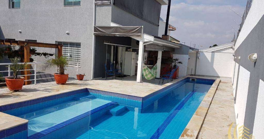 Sobrado com 4 dormitórios à venda, 400 m² por R$ 1.490.000,00 - Chácara Flórida - Taubaté/SP