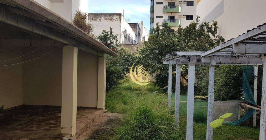 Casa com 3 dormitórios à venda, 189 m² por R$ 650.000,00 - Centro - Taubaté/SP