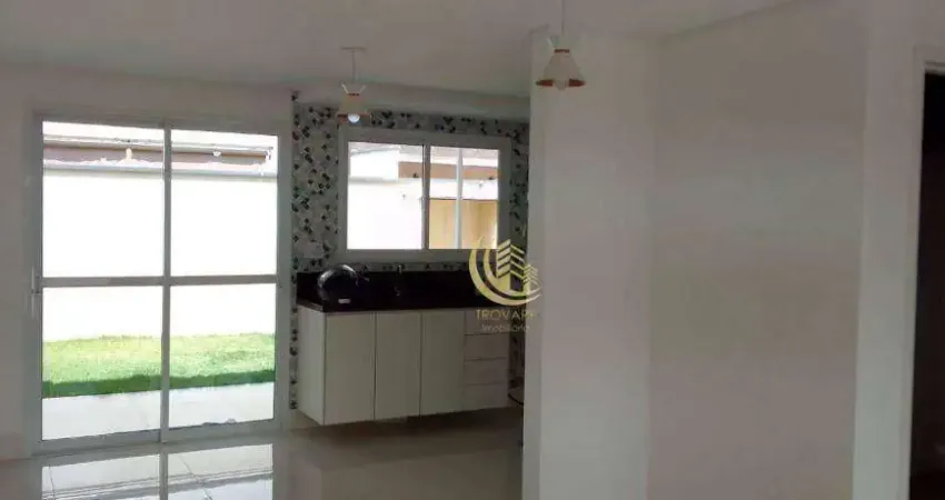 Sobrado com 3 dormitórios à venda, 93 m² por R$ 450.000,00 - Piracangaguá - Taubaté/SP