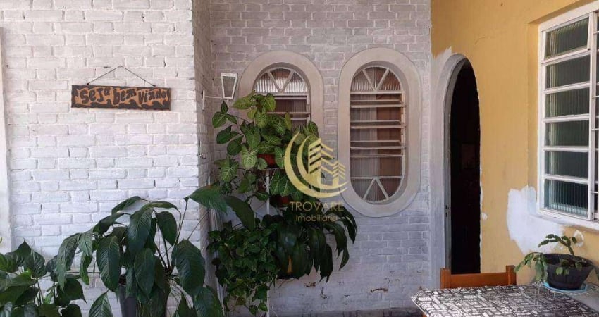 Casa com 3 dormitórios à venda, 119 m² por R$ 350.000,00 - Vila Jaboticabeira - Taubaté/SP