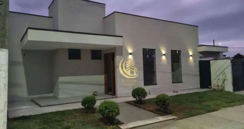 Casa com 3 dormitórios à venda, 115 m² por R$ 800.000,00 - Parque São Luís - Taubaté/SP