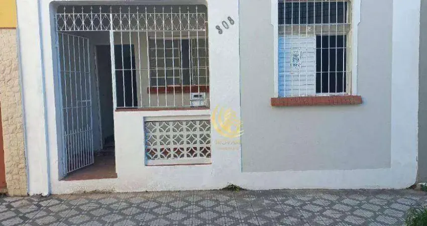 Casa com 3 dormitórios para alugar, 90 m² por R$ 1.600,00/mês - Centro - Taubaté/SP
