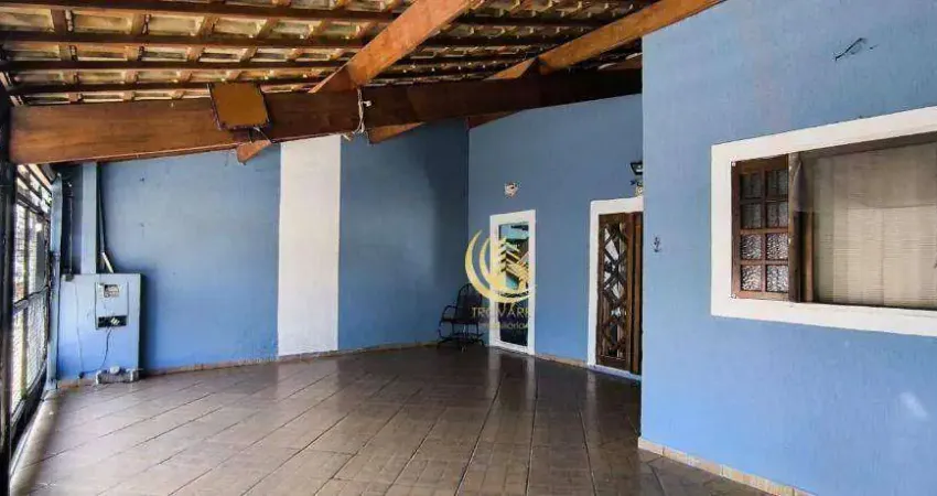 Sobrado com 3 dormitórios à venda, 180 m² por R$ 425.000,00 - Residencial Sítio Santo Antônio - Taubaté/SP