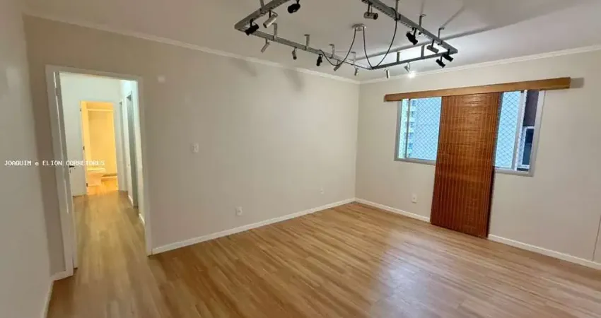 Apartamento para Venda em Florianópolis, Centro, 2 dormitórios, 1 banheiro