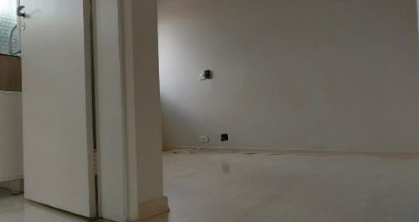Apartamento com 3 quartos para alugar na Vila Madalena, São Paulo 