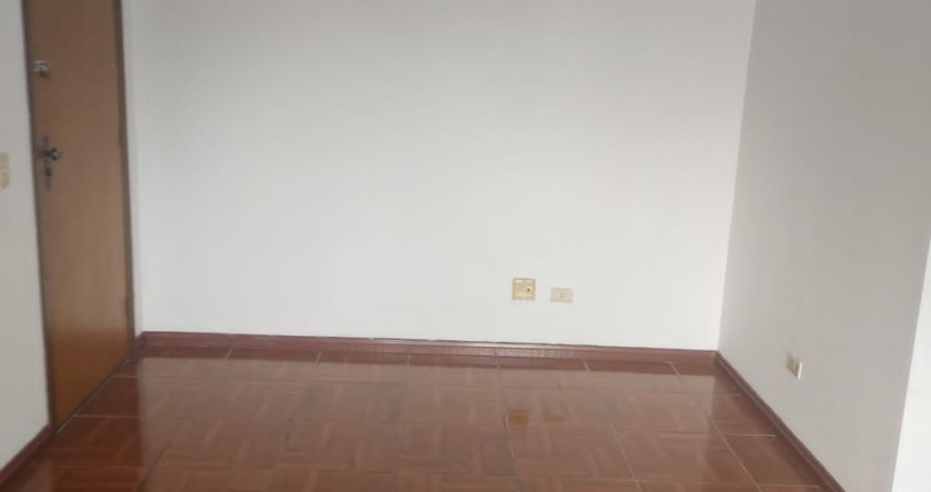 Apartamento com sacada a venda/permuta em Mauá-Jardim Maringá