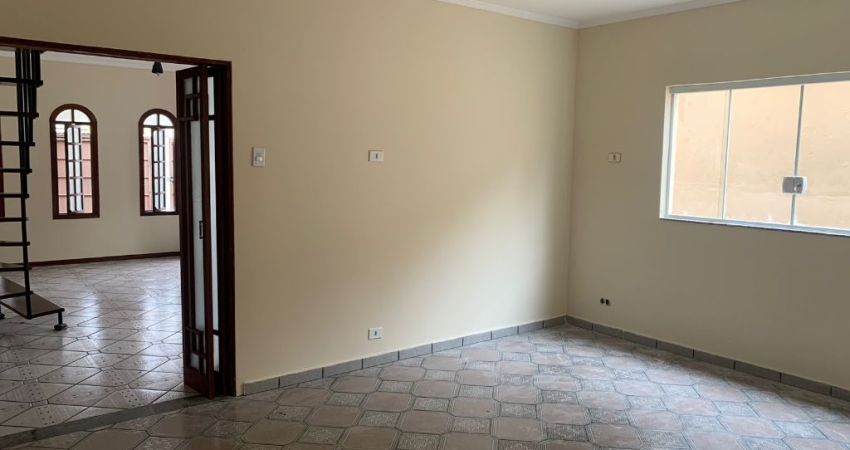 Casa com 3 quartos para alugar na Penha, São Paulo 