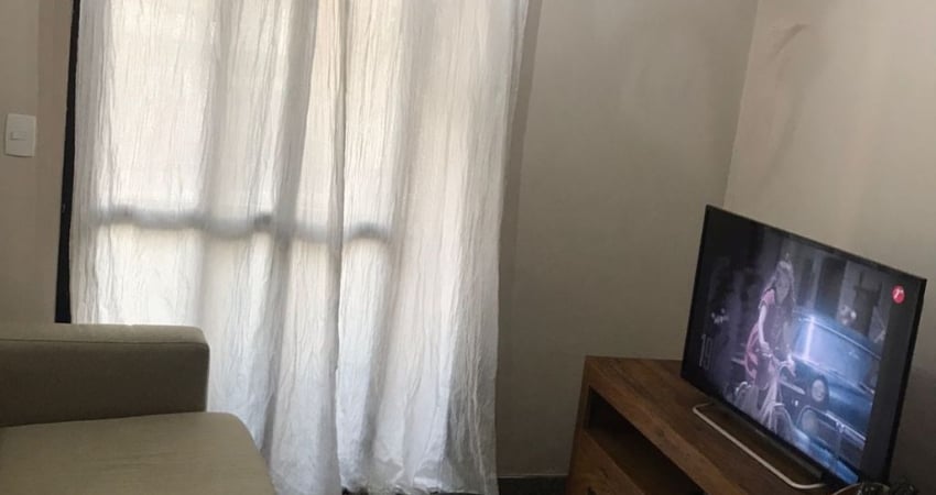 Apartamento SEMI MOBILIADO E COM SACADA para locação no Tatuapé em São Paulo