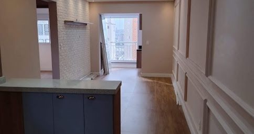 Apartamento NOVO, SEMI MOBILIADO E COM VARANDA a venda/permuta no Campestre em Santo André