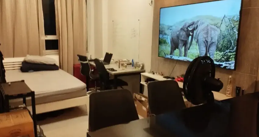 Apartamento com 1 quarto à venda na República, São Paulo 