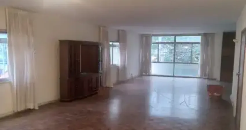 Apartamento semi mobiliado, com suíte para locação no jardins