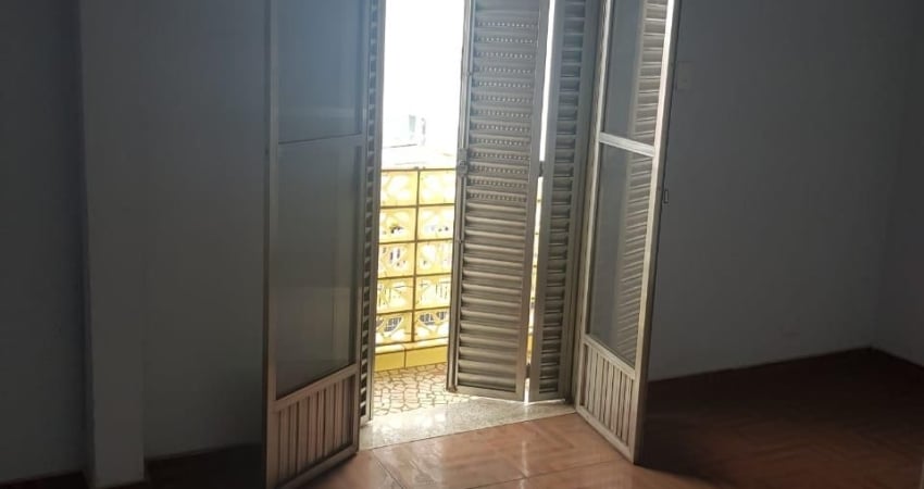 Oportunidade!..Amplo apartamento para locação no bairro da Penha/SP