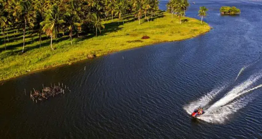 Loteamento de alto padrão as margens da lagoa com Marina privativa