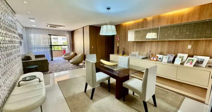 Apartamento com 3 suítes + varanda gourmet na ponta verde