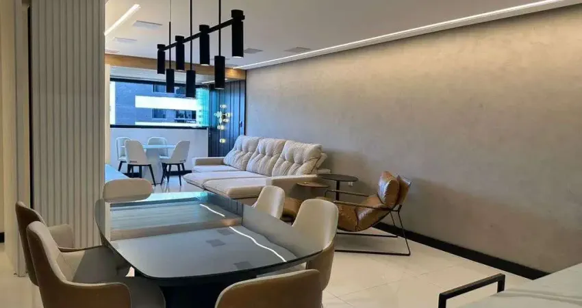 Apartamento na ponta verde todo mobiliado com 3 suítes ideal para família