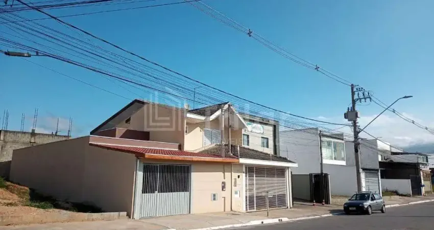 Casa novinha no Jardim Santa Julia
