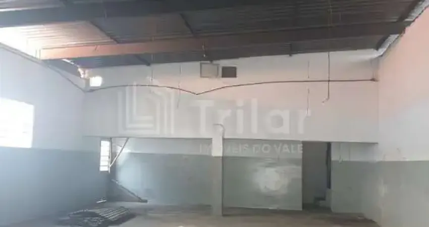 Galpão com 200 metros de construção para venda ou locação