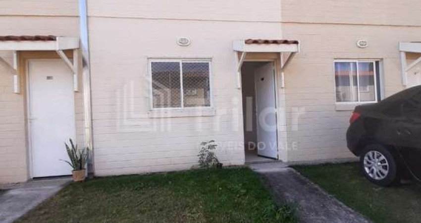 Casa de Condomínio com 2 Quartos e 1 banheiro à Venda, 55 m² por R$ 230.000,00