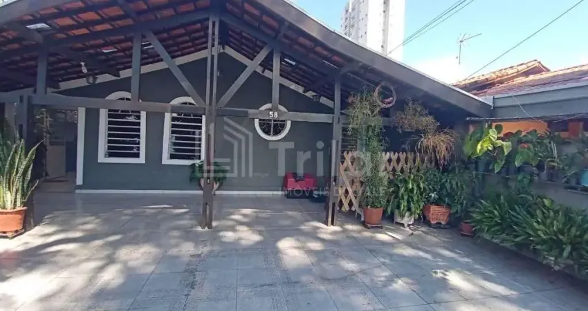 Imperdível! Casa à venda em São José dos Campos - Jardim Paraíso: 3 quartos, 1 suíte, 2 salas, 2 banheiros, 6 vagas de garagem.