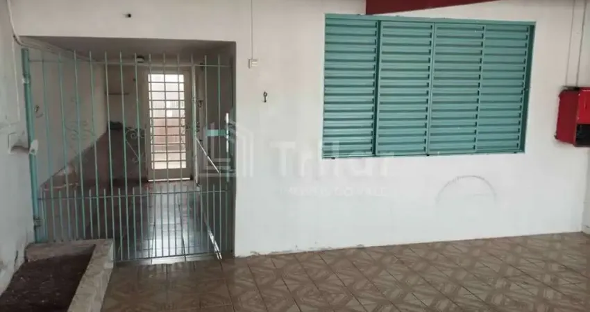 Imperdível oportunidade: Casa à venda em Santana, São José dos Campos-SP, com 3 quartos, 2 salas, 1 banheiro, 2 vagas de garagem e 124m².