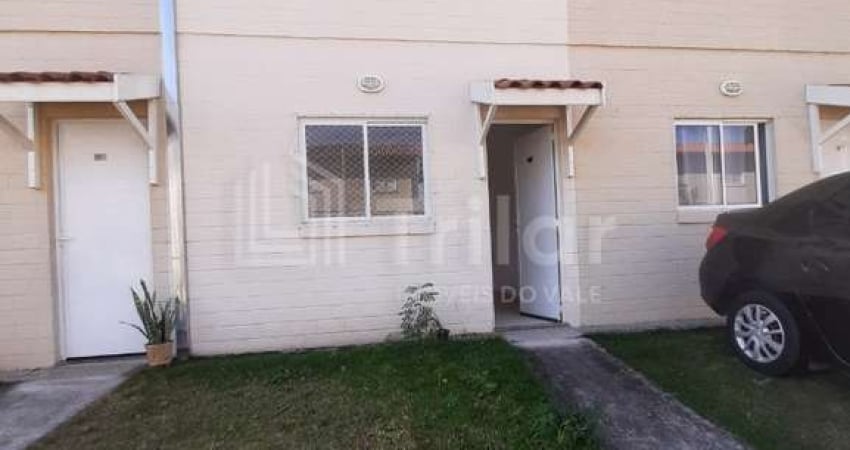 Casa de Condomínio com 2 Quartos e 1 banheiro à Venda, 55 m² por R$ 230.000,00