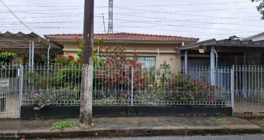 Imóvel residencial e comercial com 720m2 de terreno, testada de 24 metros, plano e com 188 m2 de área constrúida. (casa térrea).