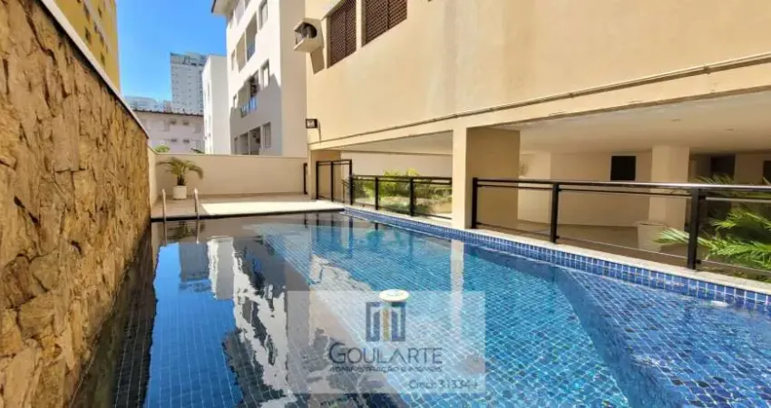 Apartamento Alto Padrão com acesso a sacada, 3 dormitórios sendo 1 suíte, lado praia - ENSEADA - Guarujá/SP.