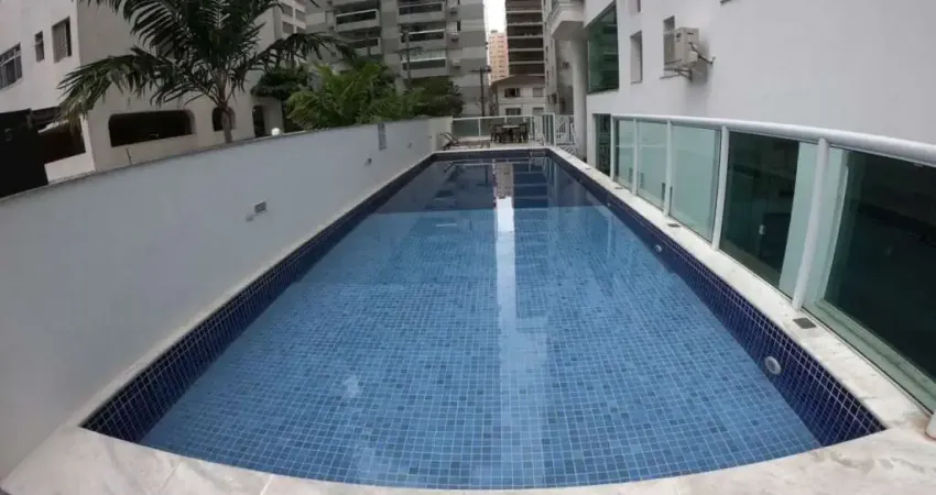 Apartamento alto padrão com 3 suítes, sacada gourmet envidraçada e lazer completo a menos de 150 metros da Praia das Pitangueiras-Guarujá/SP.