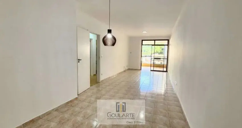 Apartamento reformado com 3 dormitórios sendo 1 suíte, na praia da PITANGUEIRAS - Guarujá/SP.