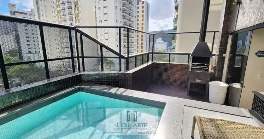 Apartamento duplex com 5 dormitórios sendo 3 suítes climatizadas + suíte de serviço, sacada gourmet e piscina privativa na praia da pitangueiras-guarujá/sp.