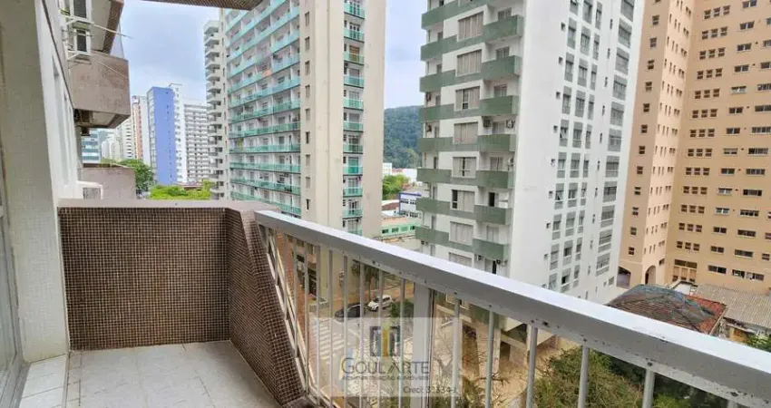 Apartamento com acesso a sacada, 3 dormitórios sendo 1 suíte climatizada, lazer no condomínio na praia das pitangueiras-guarujá/sp.