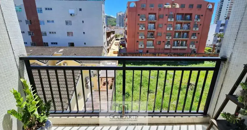 Apartamento com acesso a sacada, 2 dormitórios climatizados sendo 1 suíte, na praia das astúrias-guarujá/sp.