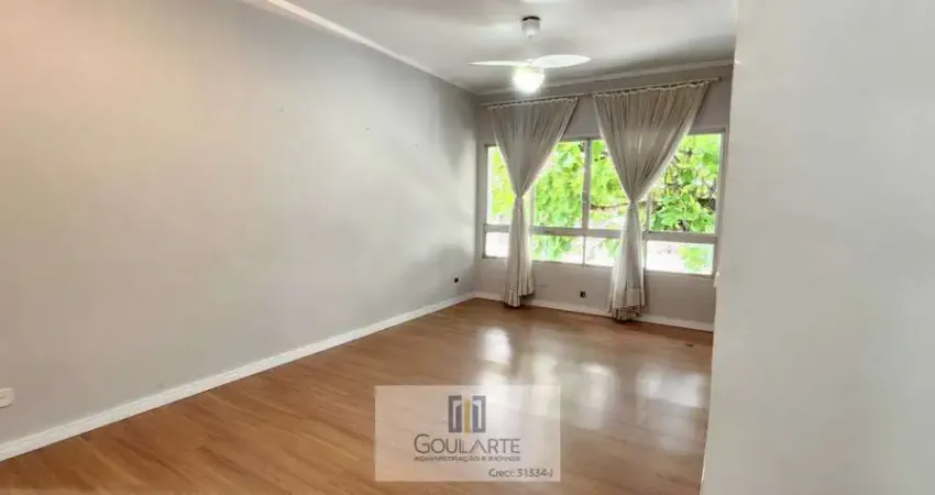 Apartamento padrão com 2 dormitórios climatizados sendo 1 suíte + dormitório de serviço , há 100 metros da praia das pitangueiras -guarujá/sp