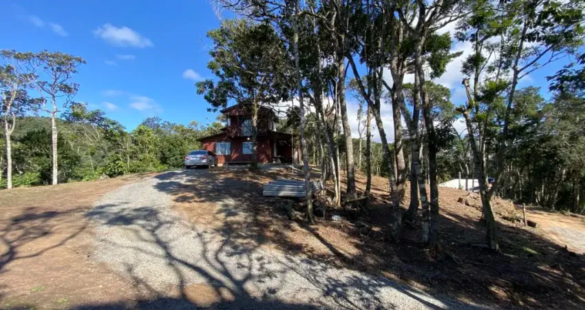 Lindo sítio com maravilhosa vista no bairro cedros em camboriú
