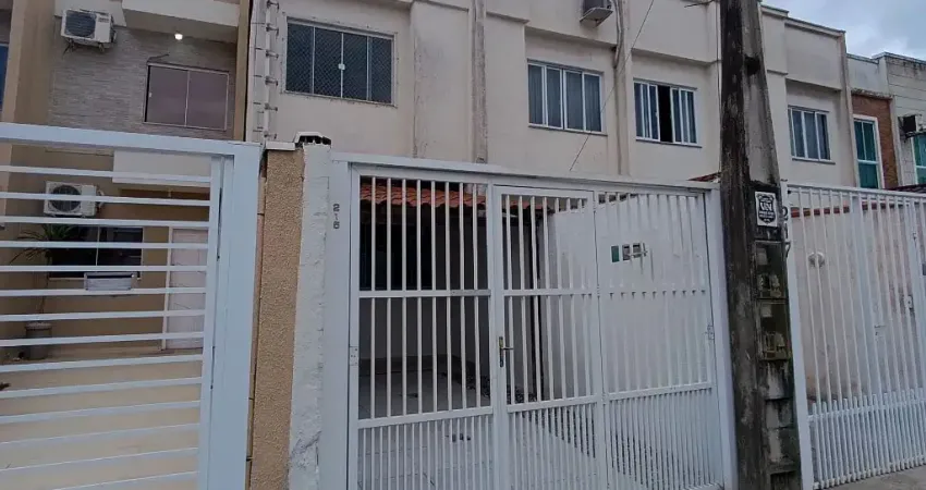 Casa com 2 quartos à venda na Rua Santa Inês, Rio Pequeno, Camboriú