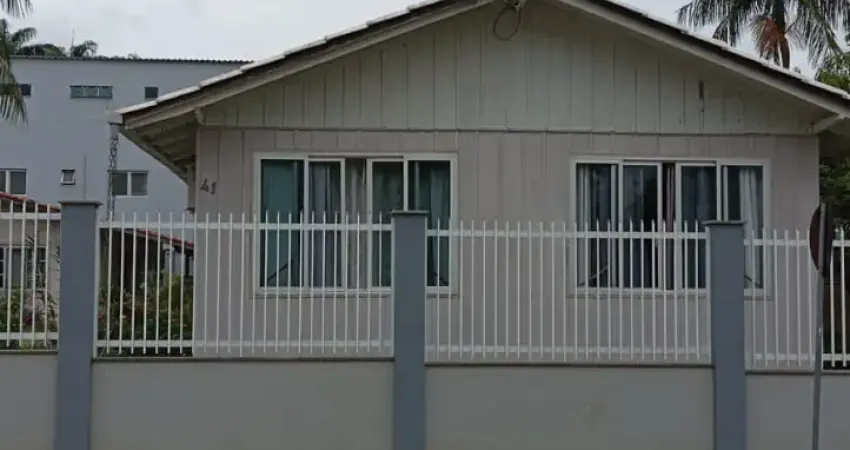 Casa com 3 quartos à venda na Rua Heitor Santos, Centro, Camboriú
