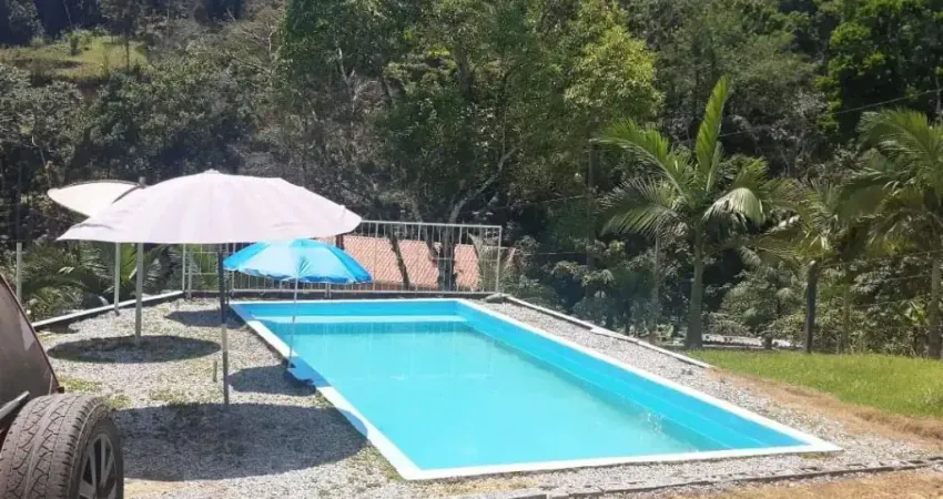 Chácara / sítio com 4 quartos à venda na Rua Saul Dalago, 490, Lídia Duarte, Camboriú
