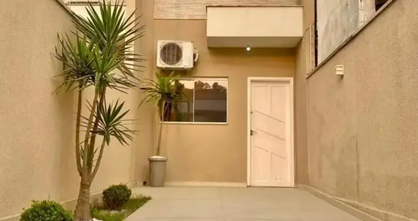 Sobrado semi mobiliado com bom espaço de fundos no santa clara em camboriú