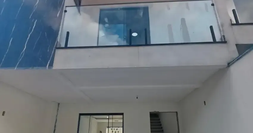 Amplo sobrado com 03 suítes próximo ao komprão do bairro areias em camboriú