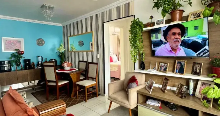 Apartamento semi mobiliado em condomínio fechado no bairro cedros em camboriú