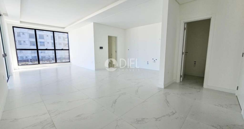 Apartamento 3 suÍtes na quadra  mar de alto padrÃo, Meia Praia, Itapema - SC