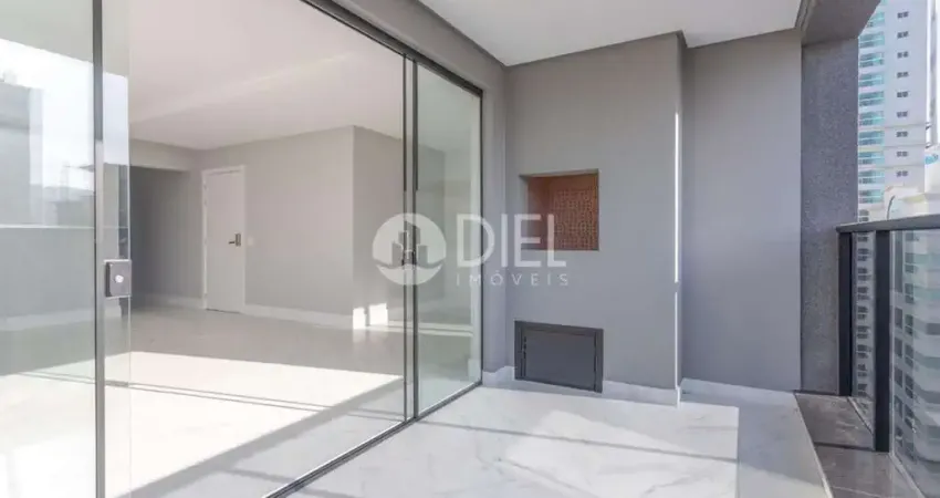 Apartamento com 3 quartos à venda na Rua 236, 203, Meia Praia, Itapema