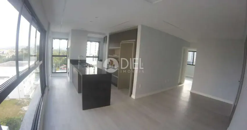 Apto com 3 dormitórios, sendo 1 suíte e 2 vagas!, meia praia, itapema - sc