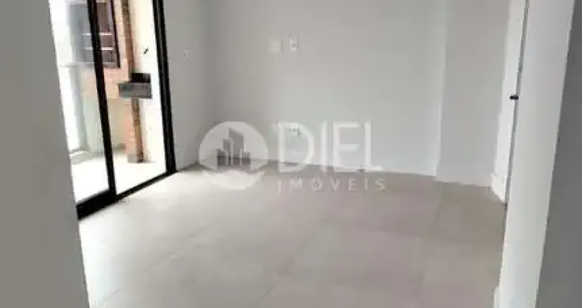 Apto em balneário com 2 dormitórios, sendo 1 suíte, centro, balneário camboriú - sc