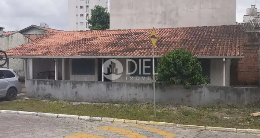 Casa com terreno na meia praia 252m², meia praia, itapema - sc