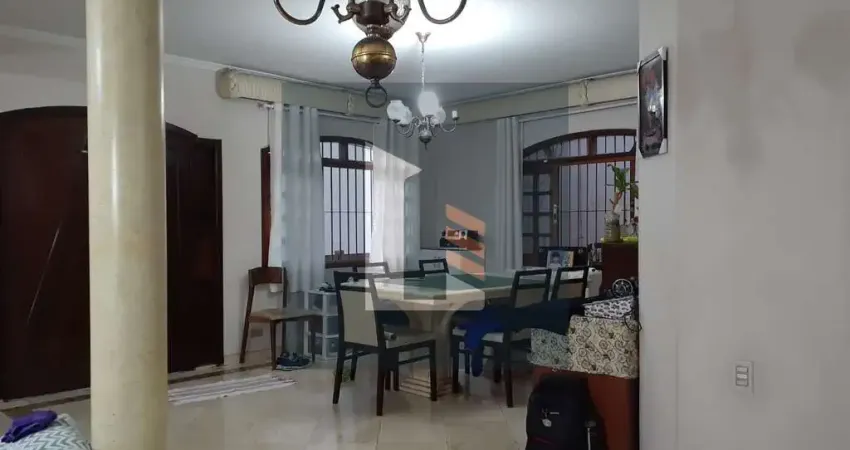 Casa com 4 quartos para alugar na Rua Turiassu, Perdizes, São Paulo