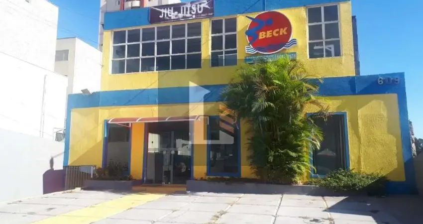 Casa comercial à venda na Avenida Dionysia Alves Barreto, Vila Osasco, Osasco