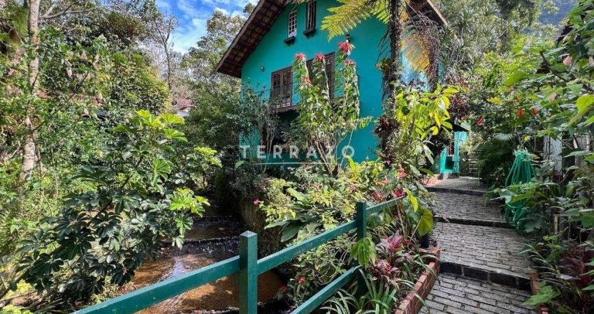 Casa em Condomínio à venda, 4 quartos, 3 suítes, 2 vagas, Carlos Guinle - Teresópolis/RJ